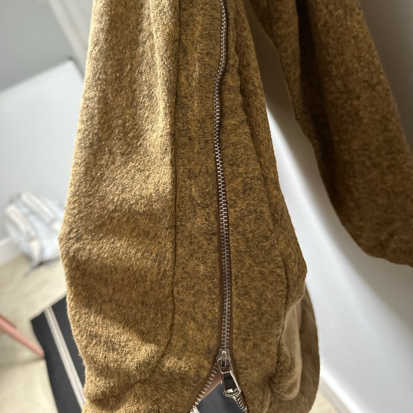 Medium French Twist Long Sleeve Shirt - Picture 3 of 5